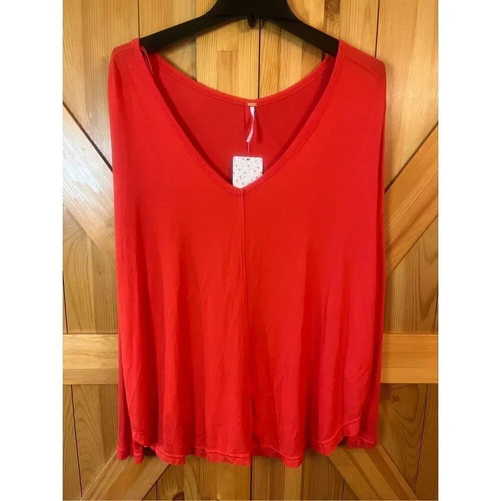 Free People Love Glare Blouse Top Long Sleeves V-Neck Red Size X-Small NWT (3793